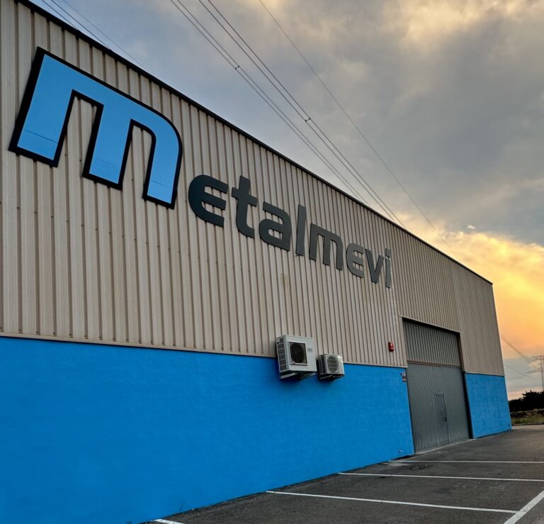 fachada_metalmevi_metal